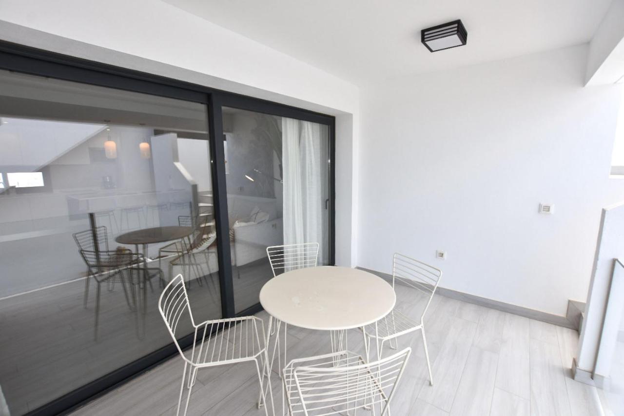 Book Jet - Costa Dream Apartment La Oliva Exterior photo